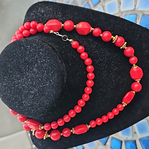 Vintage Lucite Beaded Necklace Assorted Shapes Long Length Bright Red Women's OS - Picture 3 of 5